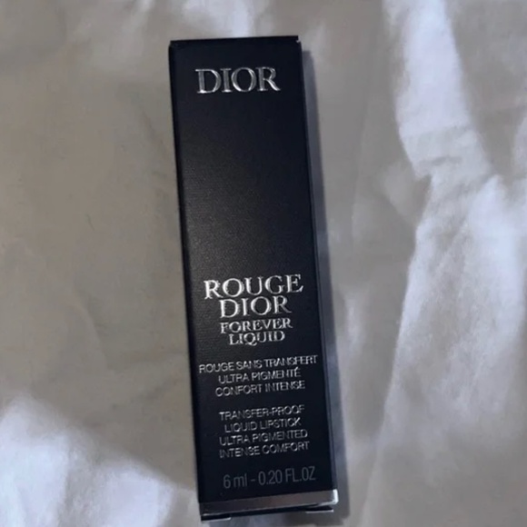 Rouge Dior Forever Sequin Liquid Lipstick - Picture 3 of 3